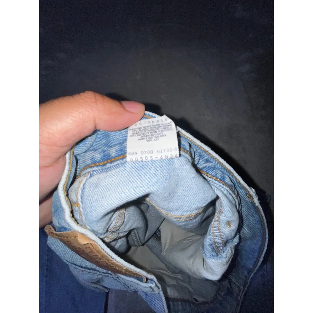 Vintage Levis 505 Regular Fit Straight Leg Light Wash Denim Jeans W33 L30